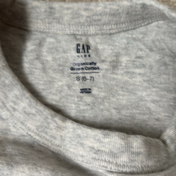 LOT Old Navy/Gap Girls Graphic T-Shirts Size 6-7 - Picture 5 of 13